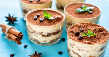 Attention, dessert d’enfer : le tiramisu chocolat, poire et spéculoos