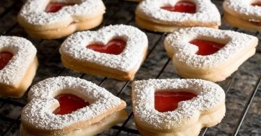 Biscuits Sablés à la Confiture Pour Noël