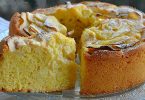 Gâteau aux pommes à la crème anglaise et au mascarpone