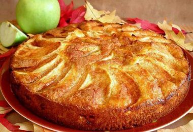 Gâteau moelleux aux pommes facile