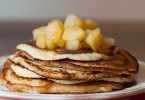 Pancakes à la pomme rapide et facile à réaliser juste en 5 étapes et le résultat magnifique