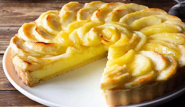 Tarte aux pommes et à la crème pâtissière