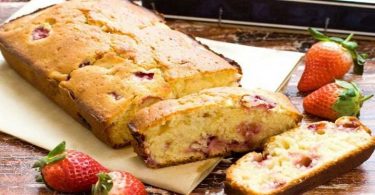 Gâteau au yaourt aux fraises