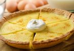 Tarte à la crème pâtissière et à la noix de coco