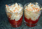 VERRINE DE TOMATES ET RÂPÉ DE SURIMI- MAYONNAISE